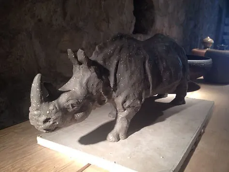 Sculpture animalière en grès — référence BE-007