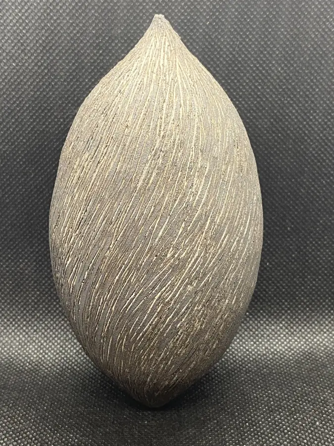 Sculpture en grès de la série Graines & Pollens — référence GP-004