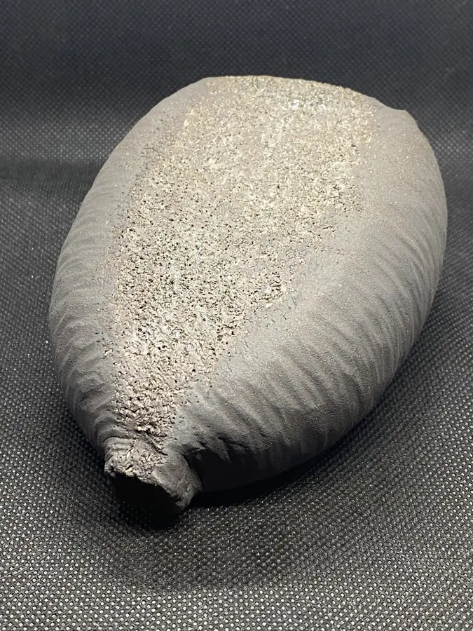 Sculpture en grès de la série Graines & Pollens — référence GP-012