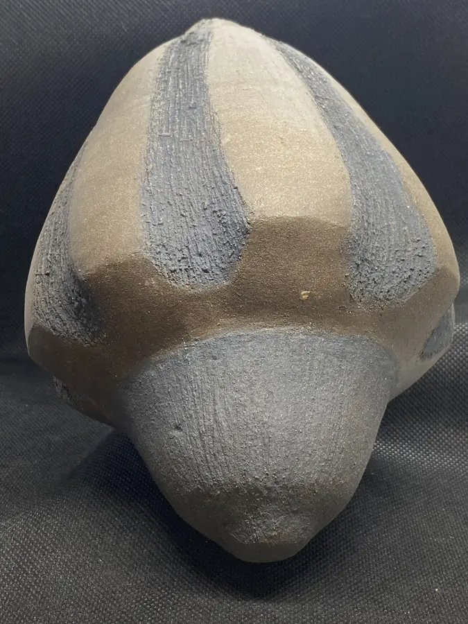 Sculpture en grès de la série Graines & Pollens — référence GP-032