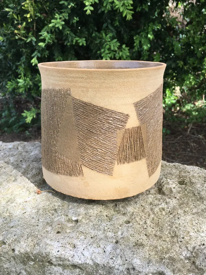 Vase ou pot couvert en grès — référence VC-023